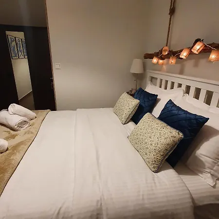 Helen Of Troy House Лутра-Ореас-Эленис