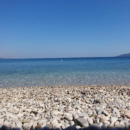 Дом отдыха Helen Of Troy House *