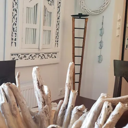 Casa de Férias Helen Of Troy House Loutra Oraias Elenis