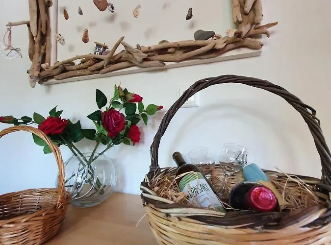 Helen Of Troy House *