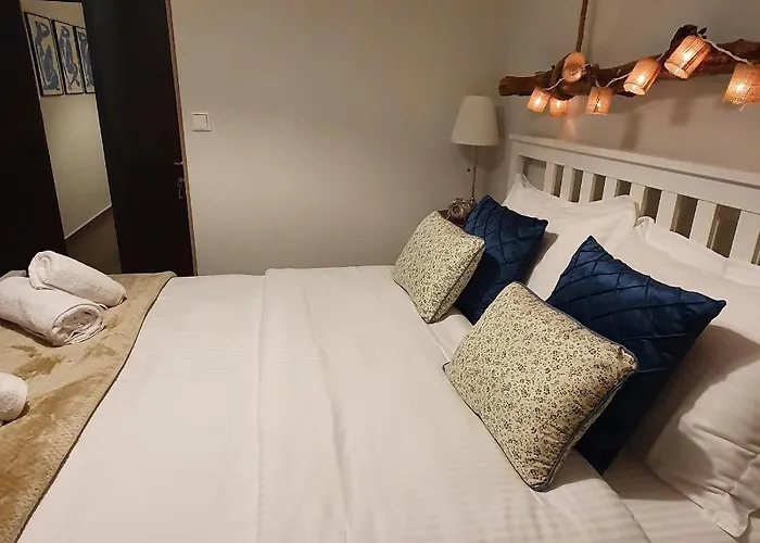 Helen Of Troy House Loutra Elenis