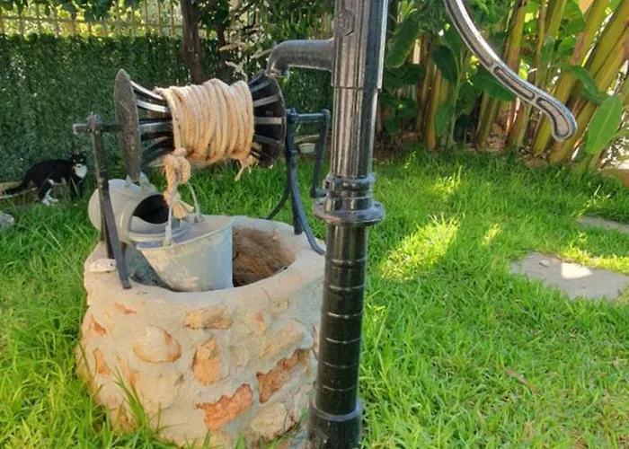 Helen Of Troy House *