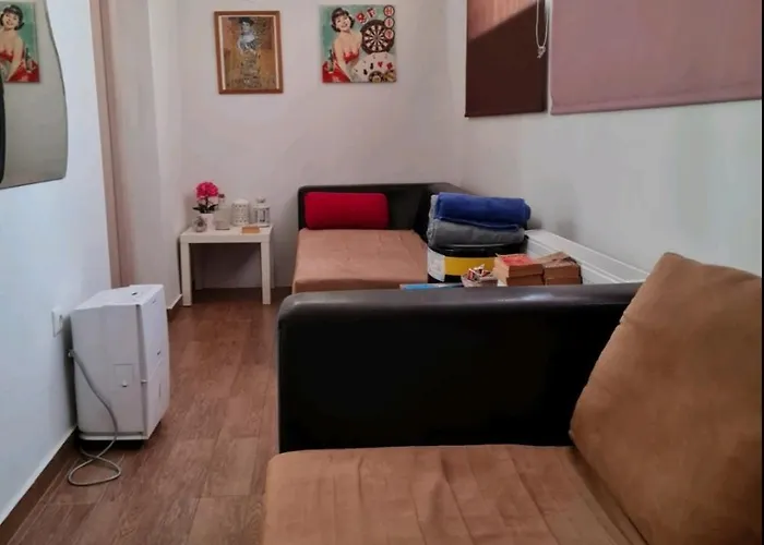 Helen Of Troy House Лутра-Ореас-Эленис